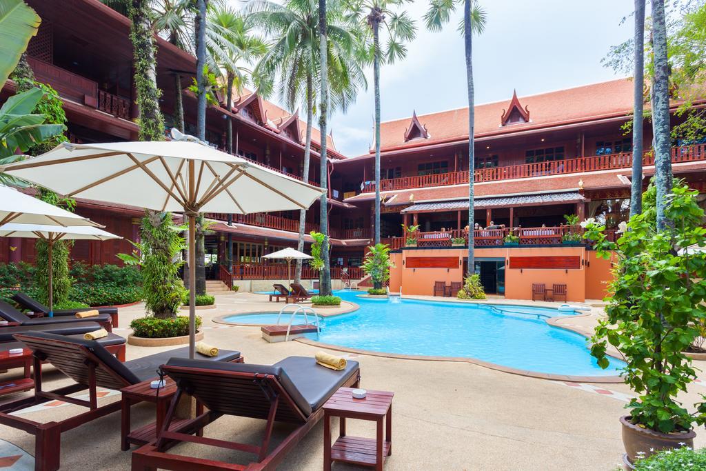 מלון Royal Phawadee Village - 2 Minutes Walk To The 4*